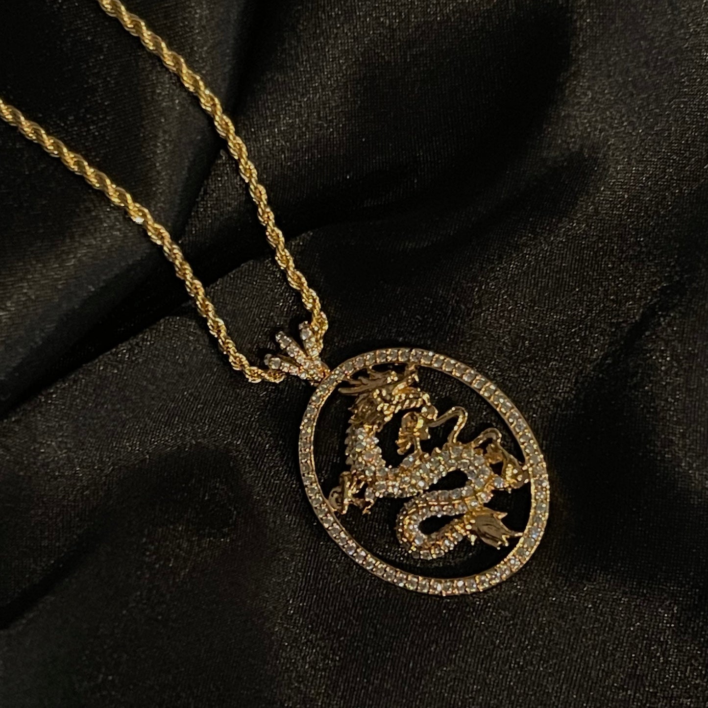 Dragon Oval